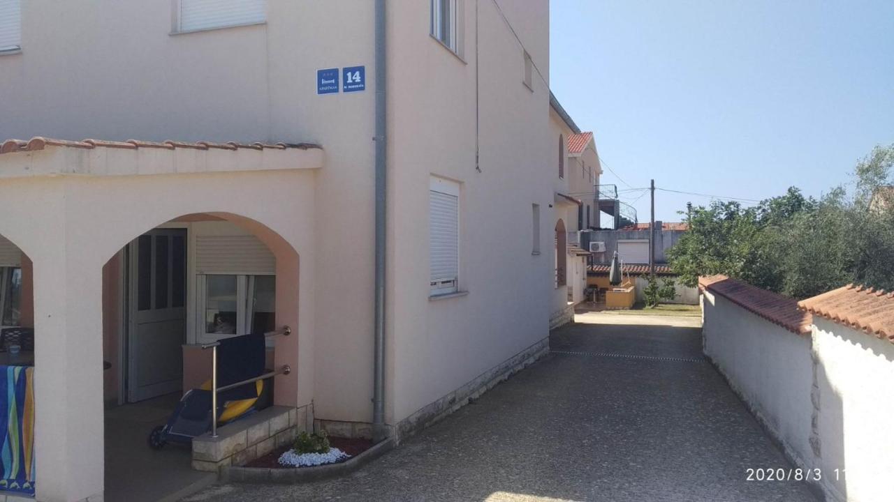 Apartman Турань Экстерьер фото