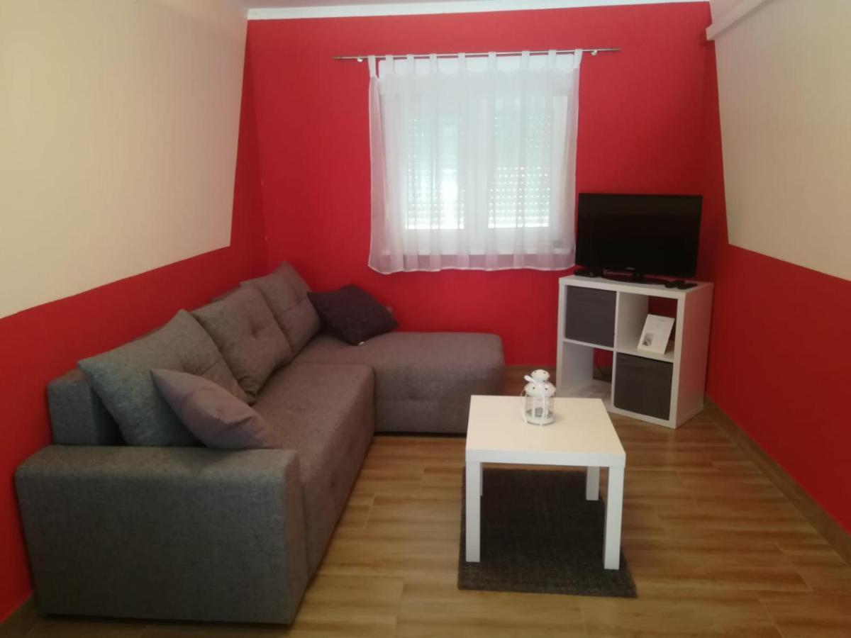 Apartman Турань Экстерьер фото